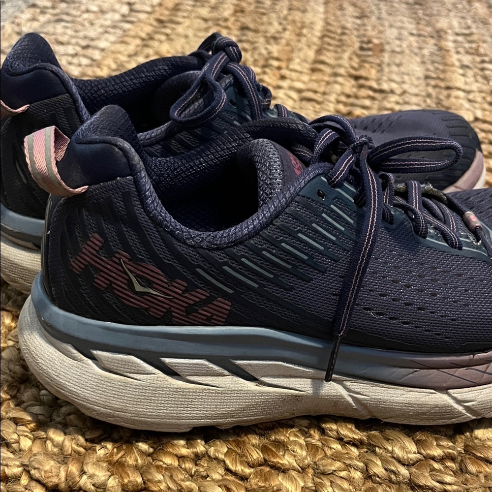 Hoka Women's Clifton 5 Purple Running Shoes